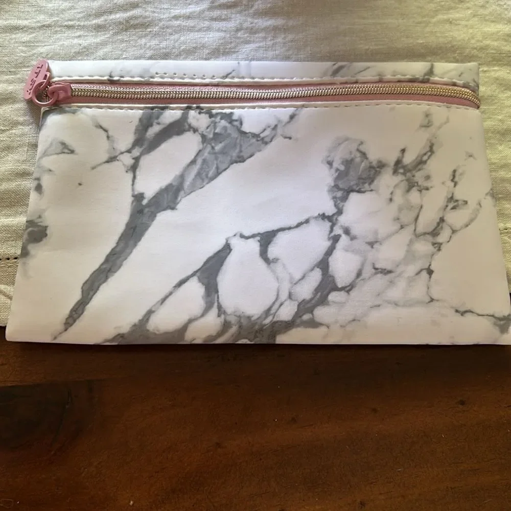 MAC Lunar Illusions Limited Edition Lipstick in Marrakesh New In Box Ipsy bag